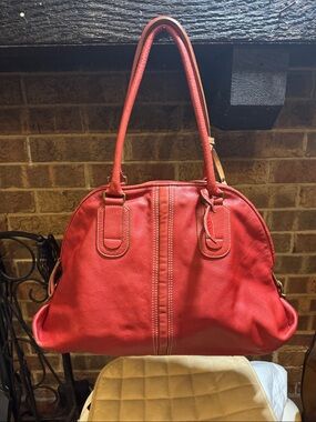 Women's Red Leather Hobo Shoulder Bag - Sleek Everyday Carry